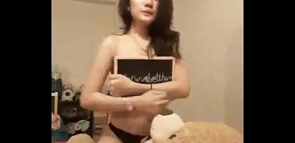  Cute Thai girl on cam
